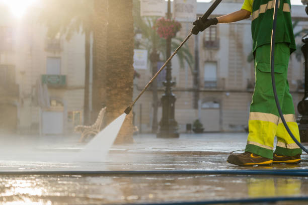 Best Sidewalk Pressure Washing  in Andrews, TX
